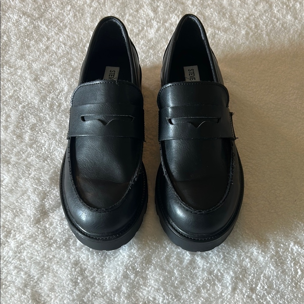 Steve Madden Black Loafers